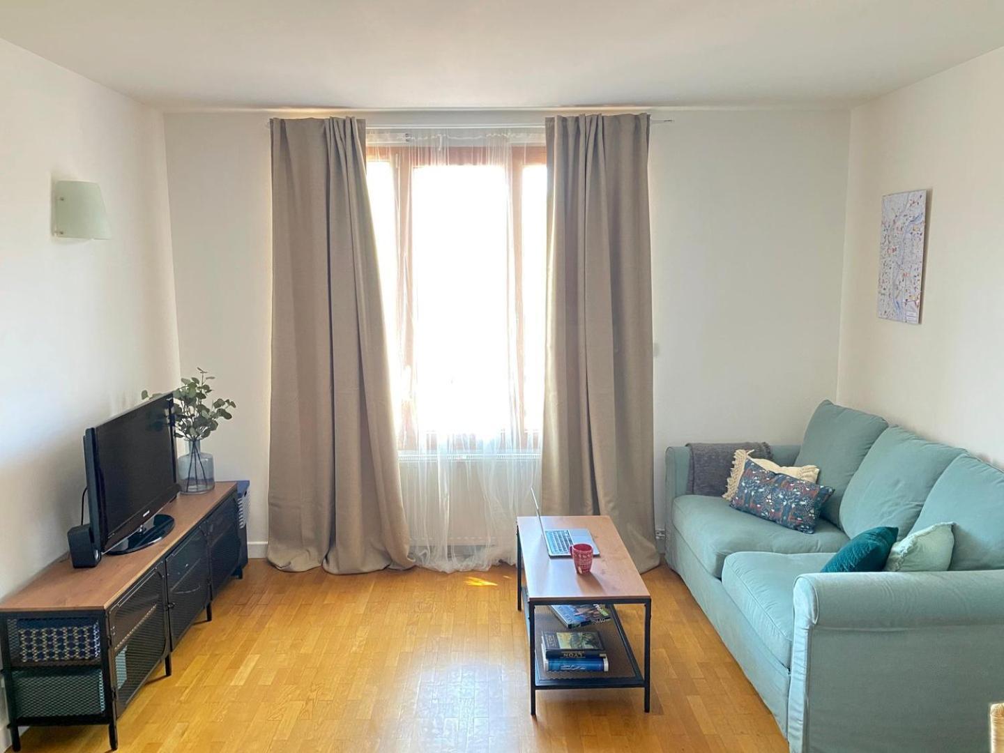 Appartement Spacious 1Br | Near City Center & Baby-Friendly! à Lyon Extérieur photo